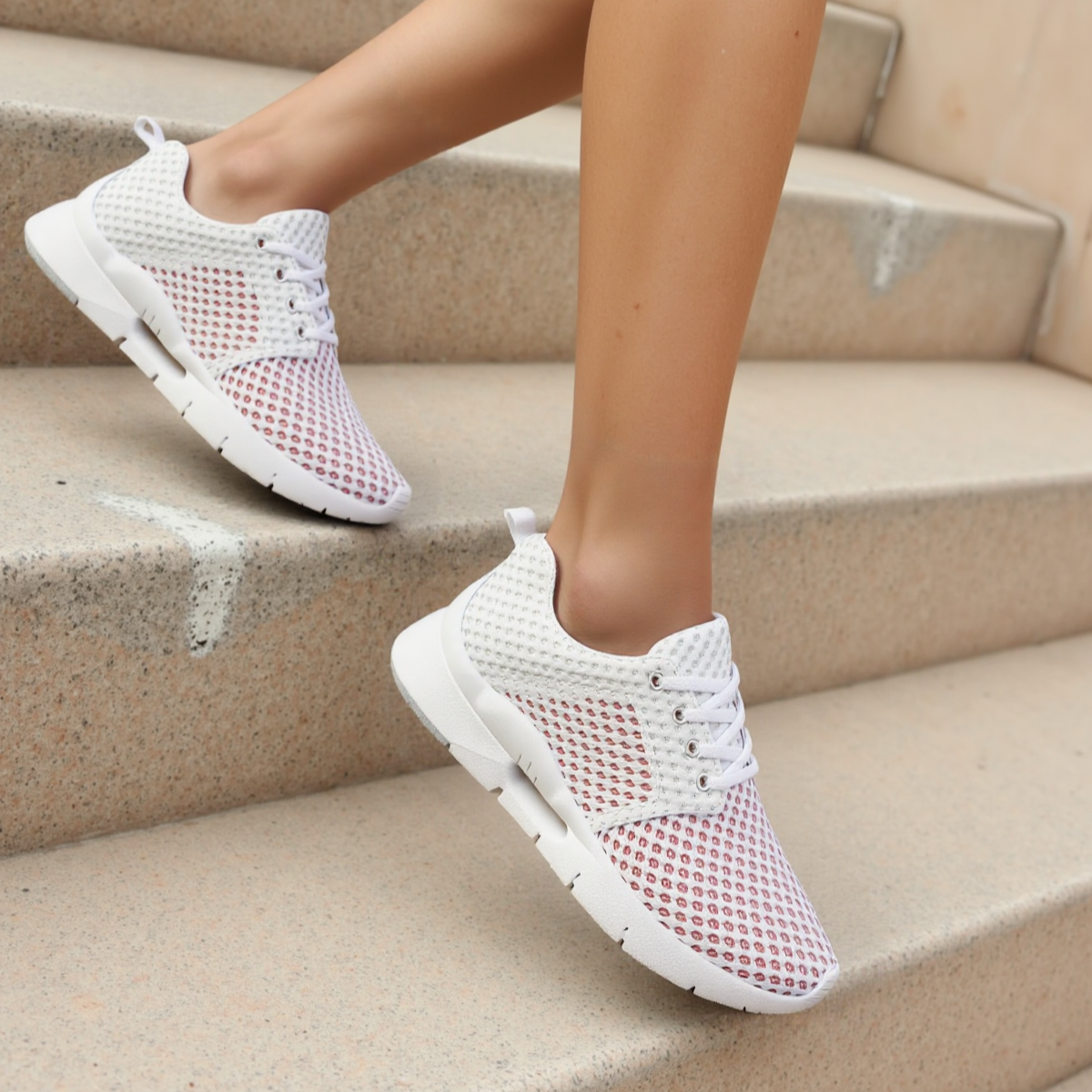 NOVA MESH SNEAKERS